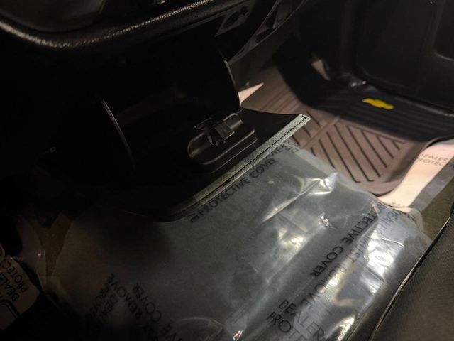 2015 Chevrolet Silverado 1500 LT Z71 4x4 4dr Crew Cab 5.8 ft. SB - 22978744 - 40