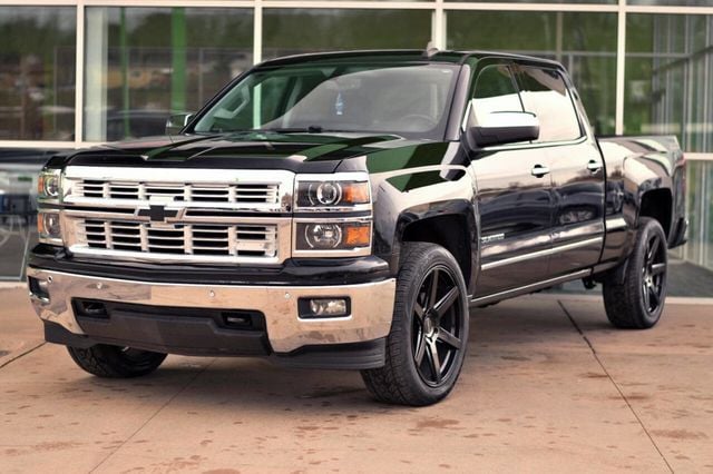 2015 Chevrolet Silverado 1500 LTZ Z71 4x4 4dr Crew Cab 5.8 ft. SB - 22958731 - 2