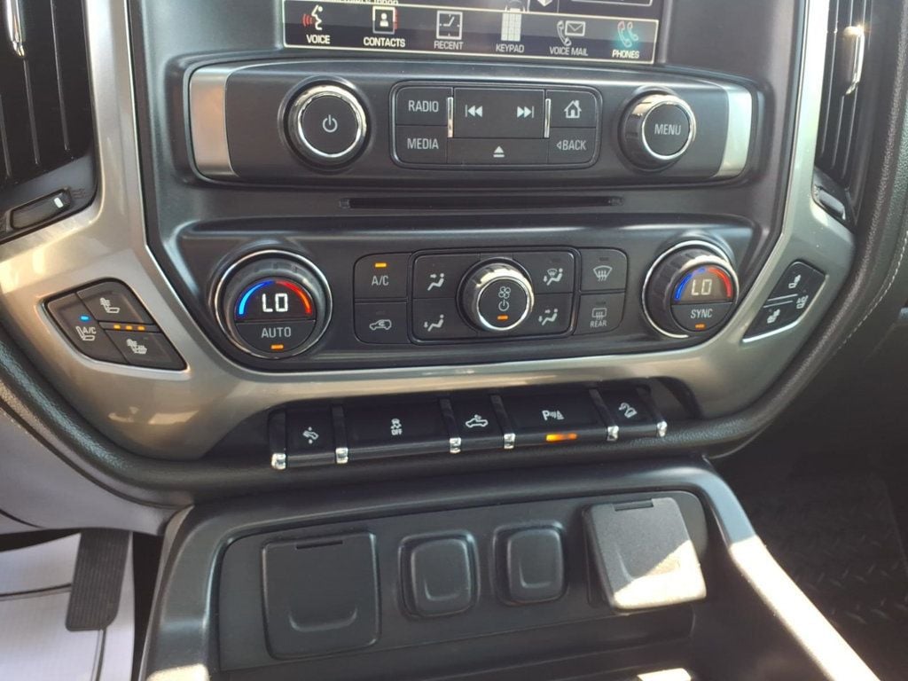 2015 Chevrolet Silverado 1500 Z71 LTZ Pickup 4D 5 3/4 ft - 23063729 - 10