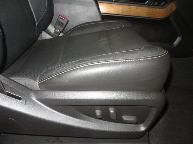 2015 Chevrolet Silverado 2500HD 2OWNER AZ LIFTED DURAMAX DIESEL EXTRA CLEAN LOW MILES 4X4 LTZ  - 22976804 - 32