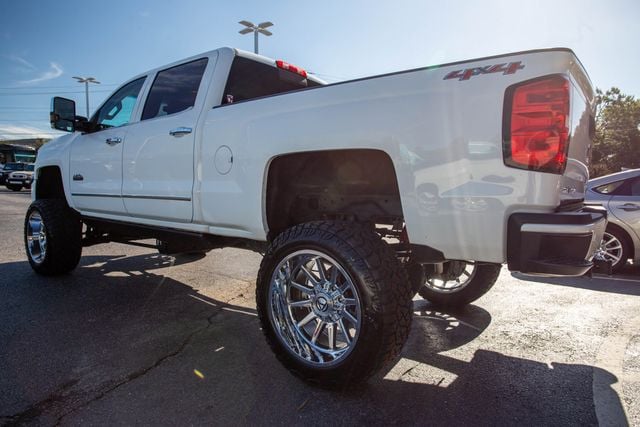 2015 Chevrolet Silverado 2500HD 4WD Crew Cab 153.7" High Country - 22496849 - 30