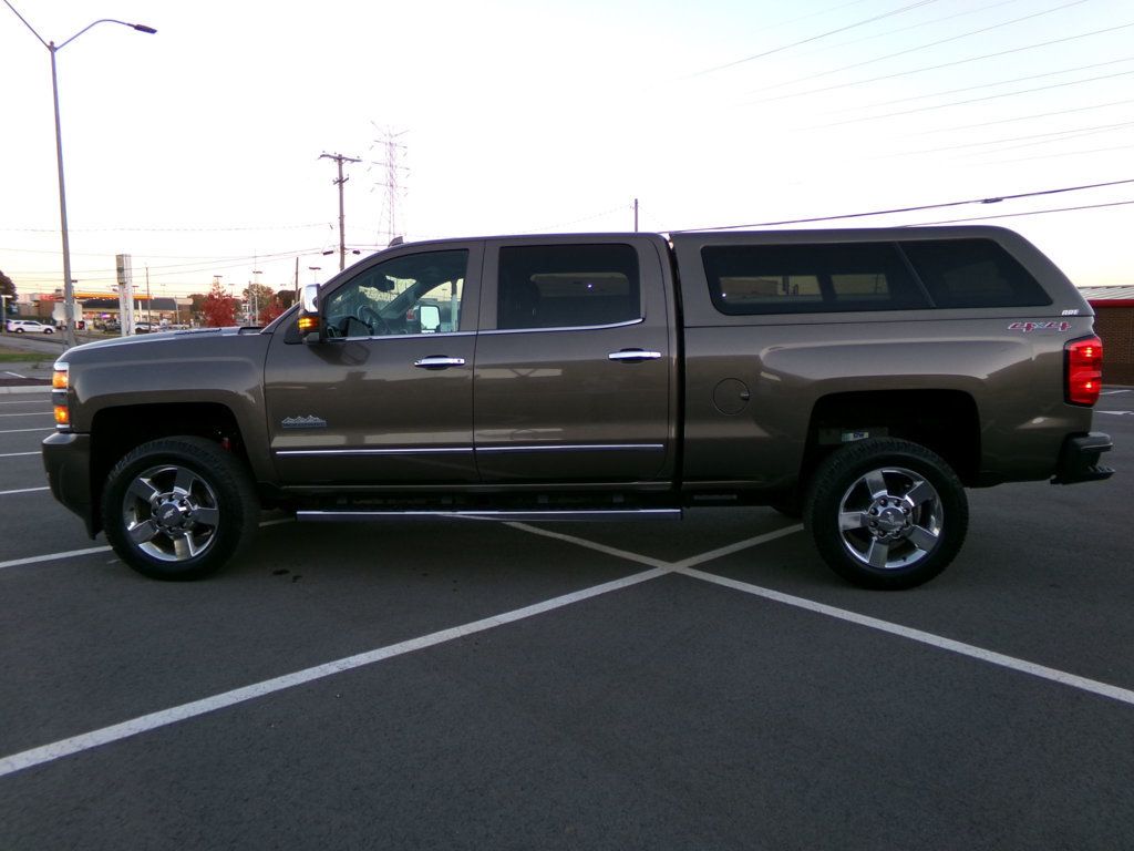 2015 Chevrolet Silverado 2500HD 4WD Crew Cab 153.7" High Country - 22938584 - 0