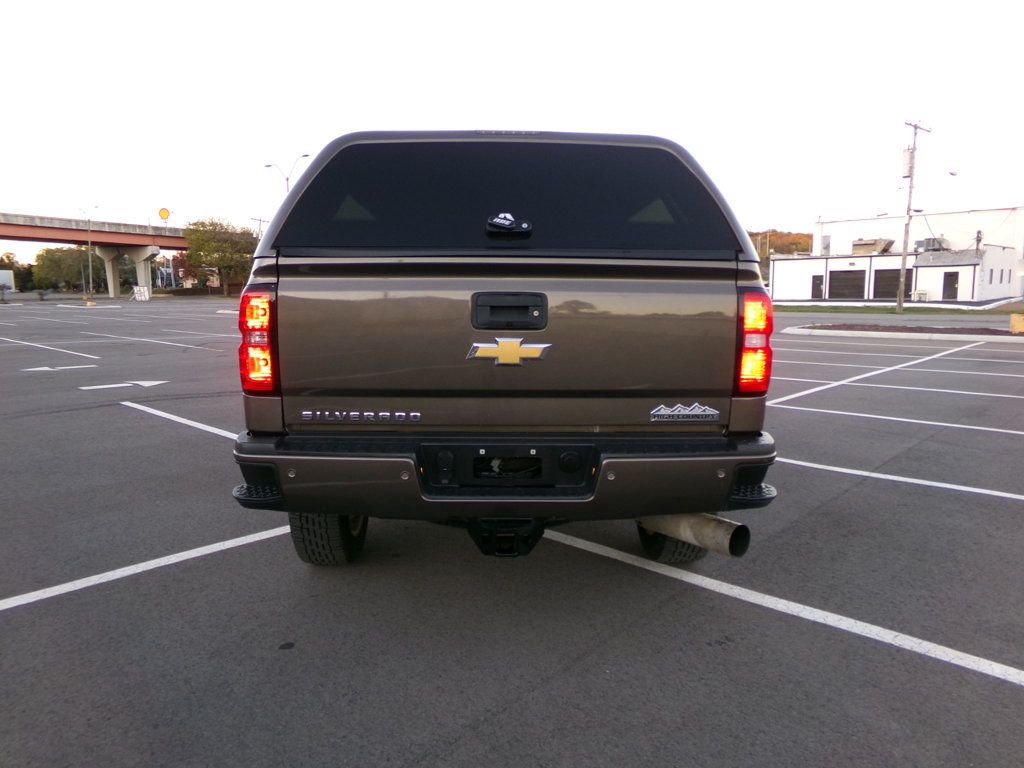 2015 Chevrolet Silverado 2500HD 4WD Crew Cab 153.7" High Country - 22938584 - 6