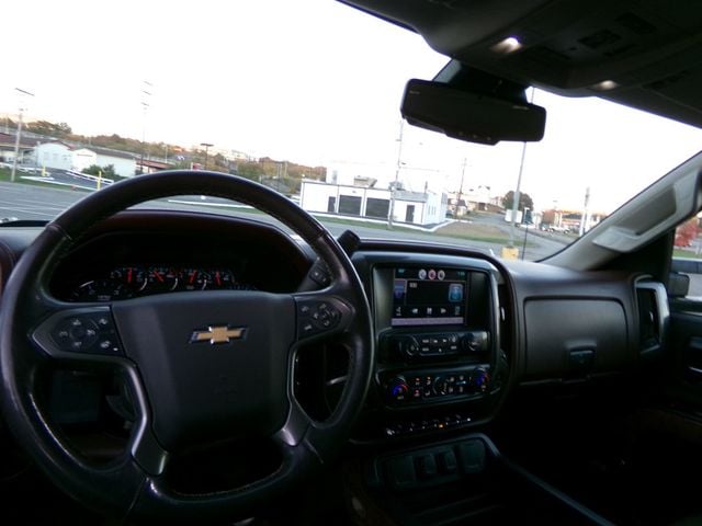 2015 Chevrolet Silverado 2500HD 4WD Crew Cab 153.7" High Country - 22938584 - 8