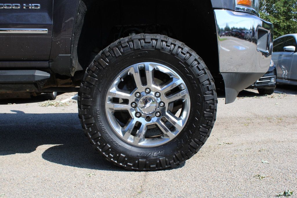 2015 Chevrolet Silverado 2500HD LTZ photo 12