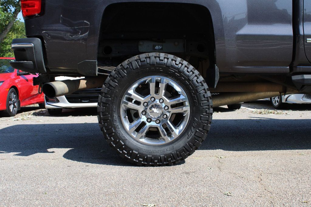 2015 Chevrolet Silverado 2500HD LTZ photo 13