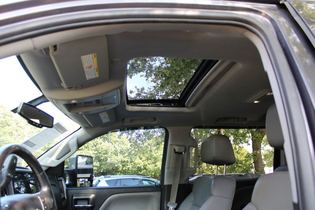 2015 Chevrolet Silverado 2500HD LTZ photo 22