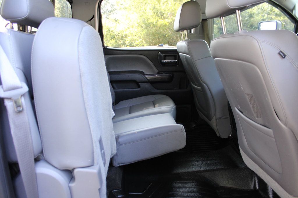 2015 Chevrolet Silverado 2500HD LTZ photo 28