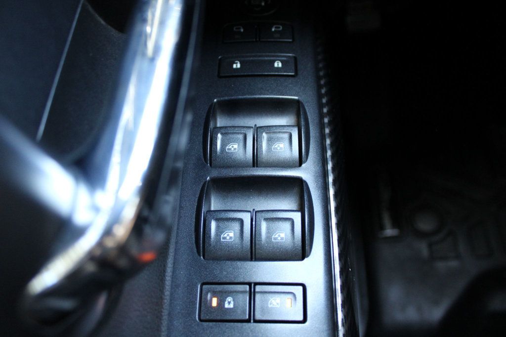 2015 Chevrolet Silverado 2500HD LTZ photo 32