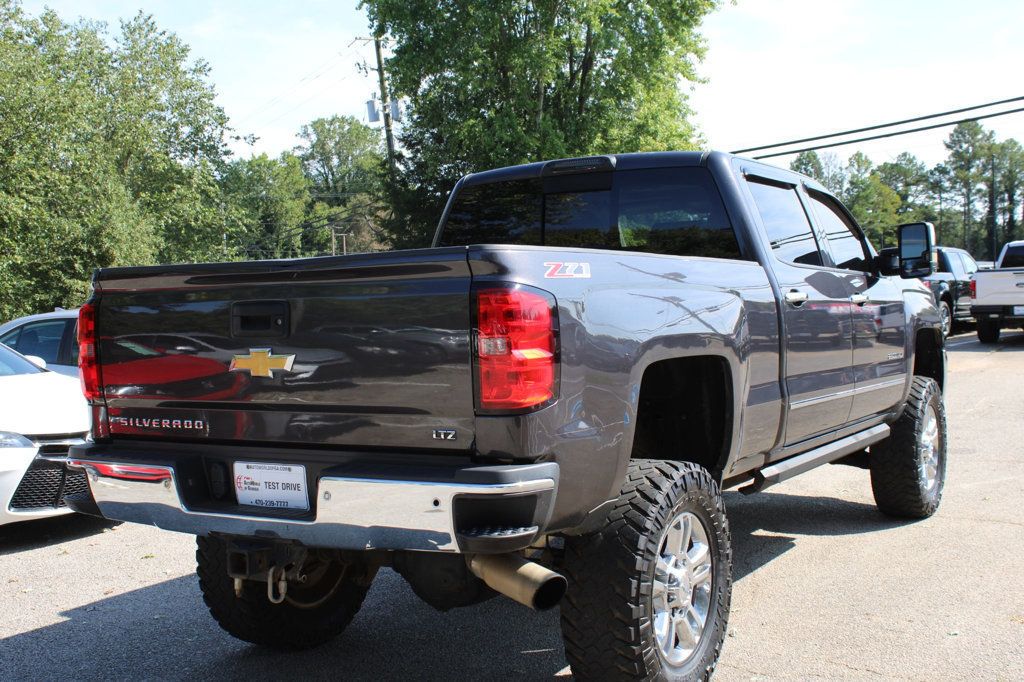 2015 Chevrolet Silverado 2500HD LTZ photo 4