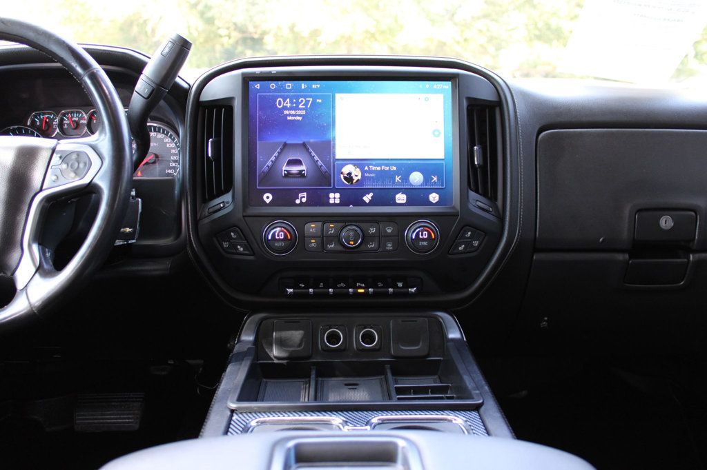 2015 Chevrolet Silverado 2500HD LTZ photo 38
