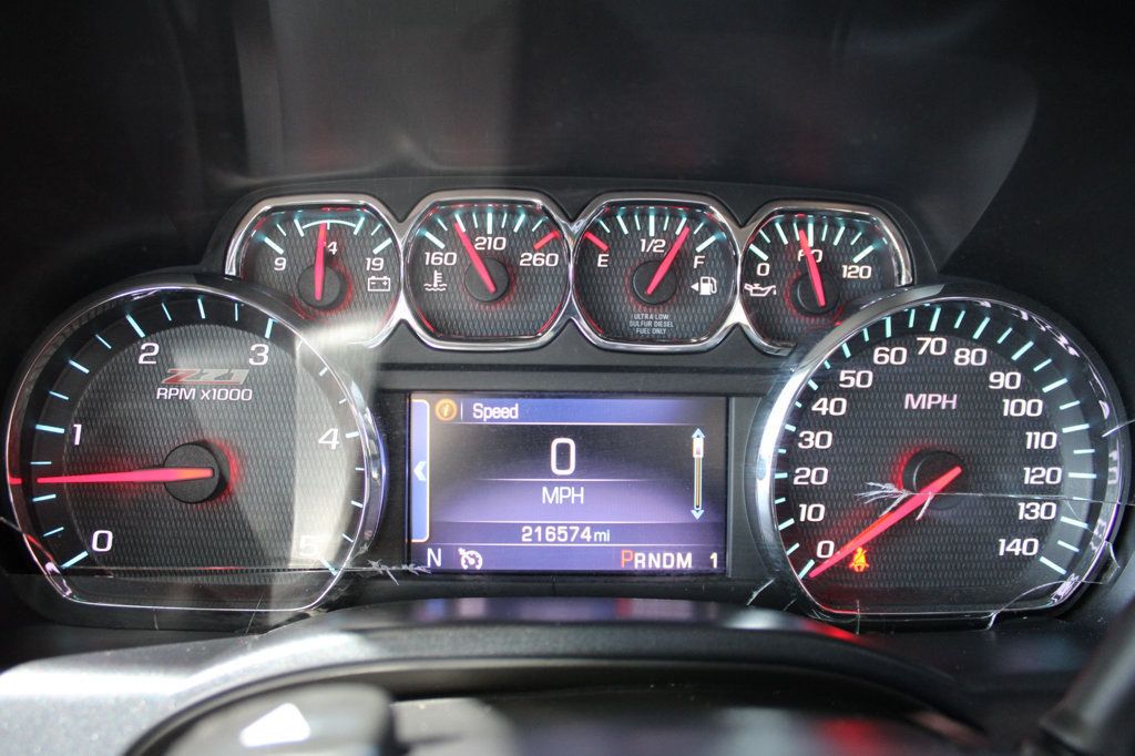 2015 Chevrolet Silverado 2500HD LTZ photo 40