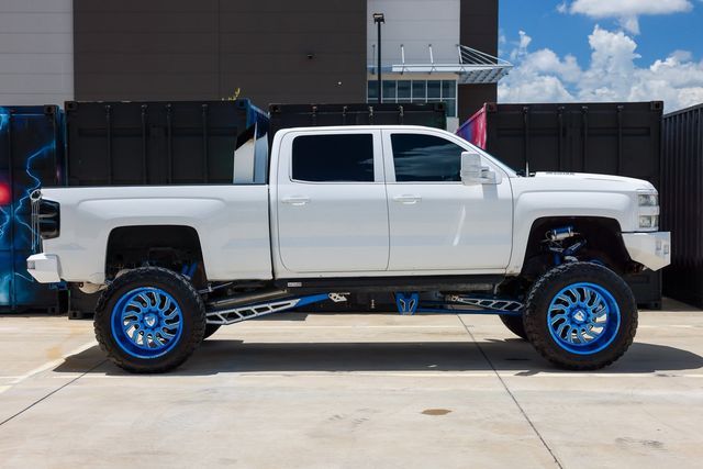 2015 Chevrolet Silverado 2500HD 4WD Double Cab 158.1" LTZ - 23011337 - 14