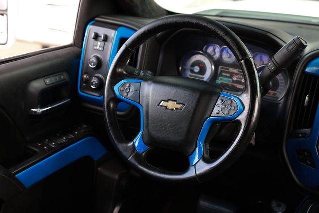 2015 Chevrolet Silverado 2500HD 4WD Double Cab 158.1" LTZ - 23011337 - 30