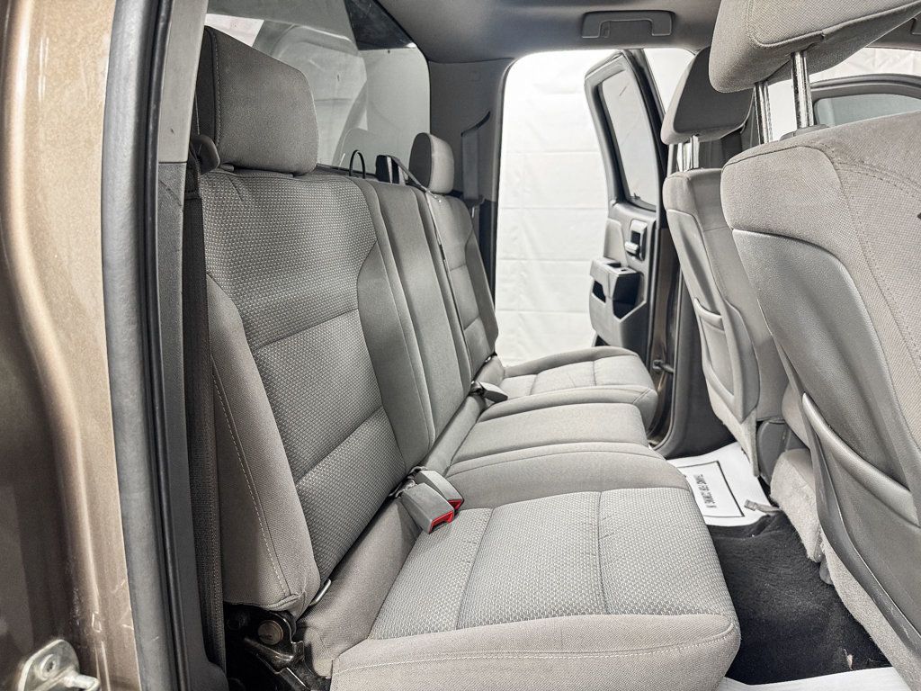 2015 Chevrolet Silverado 2500HD DOUBLE CAB 4X4 - 23051923 - 9