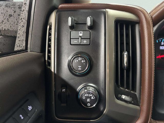 2015 Chevrolet Silverado 2500HD High Country 4x4 4dr Crew Cab LB - 23021464 - 37