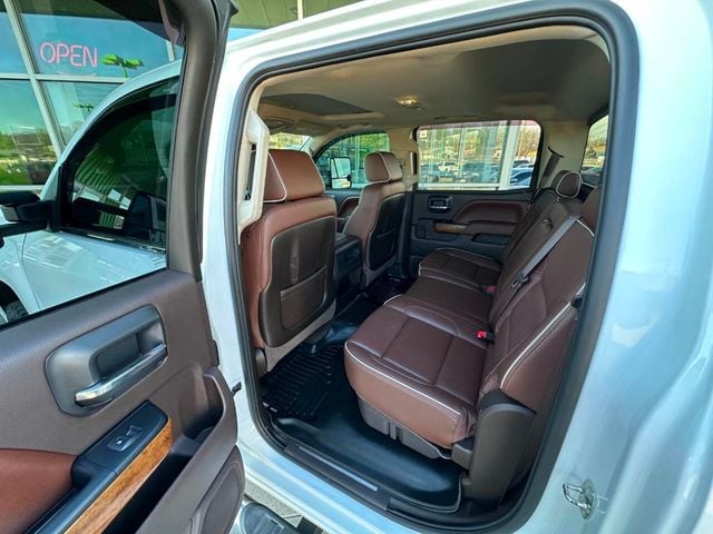 2015 Chevrolet Silverado 2500HD High Country 4x4 4dr Crew Cab SB - 22964807 - 10