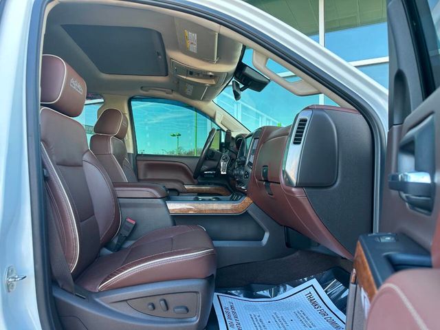 2015 Chevrolet Silverado 2500HD High Country 4x4 4dr Crew Cab SB - 22964807 - 16