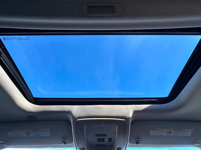 2015 Chevrolet Silverado 2500HD High Country 4x4 4dr Crew Cab SB - 22964807 - 18