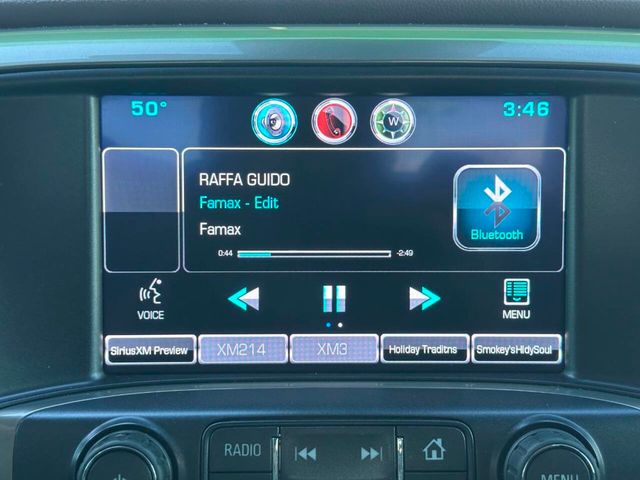 2015 Chevrolet Silverado 2500HD High Country 4x4 4dr Crew Cab SB - 22964807 - 35