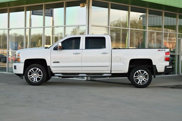 2015 Chevrolet Silverado 2500HD High Country 4x4 4dr Crew Cab SB - 22964807 - 3