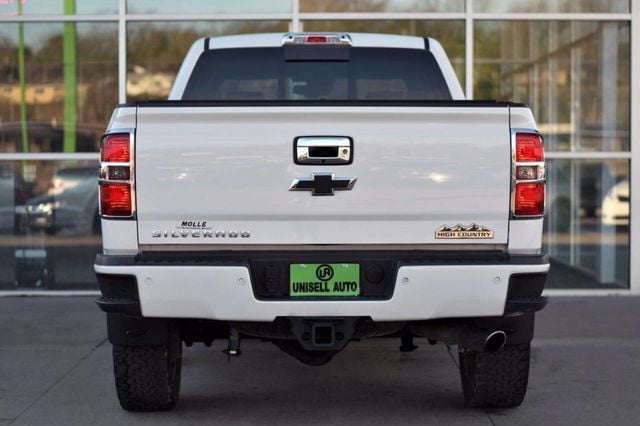 2015 Chevrolet Silverado 2500HD High Country 4x4 4dr Crew Cab SB - 22964807 - 5