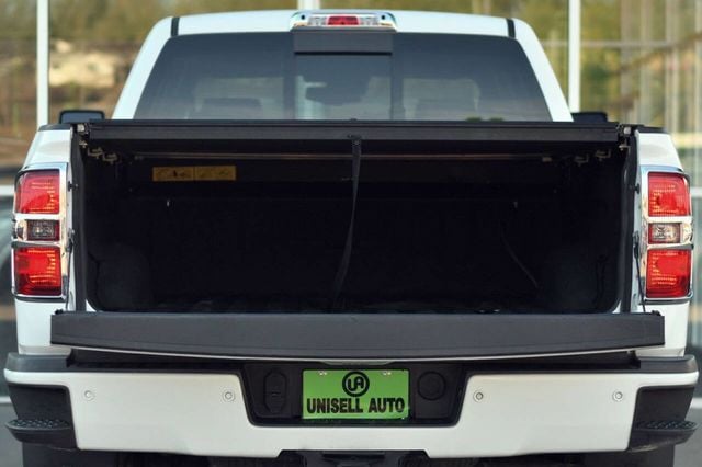 2015 Chevrolet Silverado 2500HD High Country 4x4 4dr Crew Cab SB - 22964807 - 6