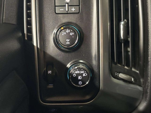 2015 Chevrolet Silverado 2500HD LT 4x4 4dr Crew Cab LB - 22973761 - 38