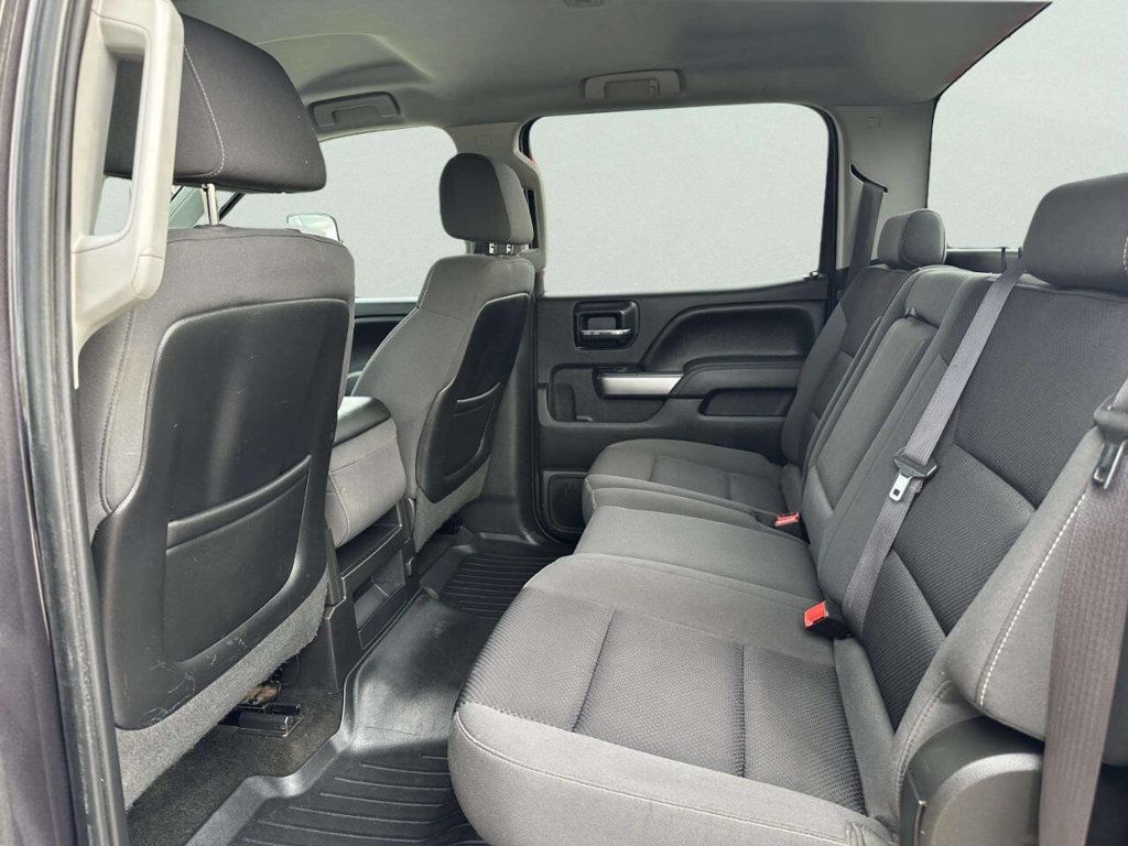 2015 Chevrolet Silverado 2500HD LT 4x4 4dr Crew Cab SB - 23012865 - 10