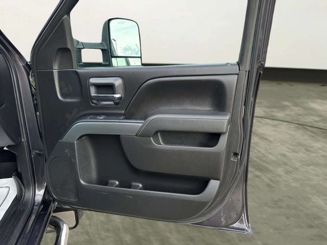 2015 Chevrolet Silverado 2500HD LT 4x4 4dr Crew Cab SB - 23012865 - 15