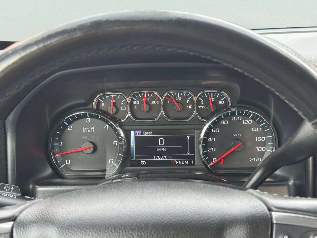 2015 Chevrolet Silverado 2500HD LT 4x4 4dr Crew Cab SB - 23012865 - 21