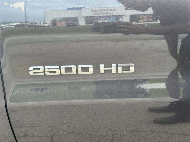 2015 Chevrolet Silverado 2500HD LT 4x4 4dr Crew Cab SB - 23012865 - 31