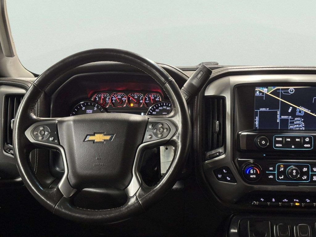 2015 Chevrolet Silverado 2500HD LTZ 4x4 4dr Crew Cab LB - 23029189 - 19