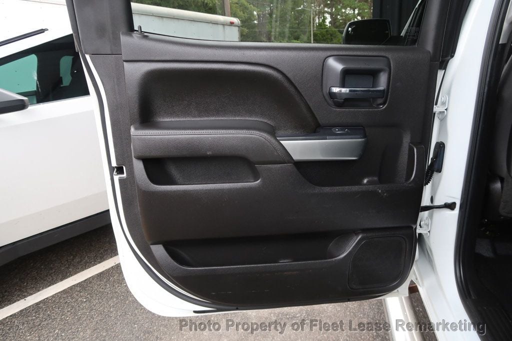 2015 Chevrolet Silverado 2500HD Silverado 2500 4WD Crew Cab SWB - 22961542 - 16