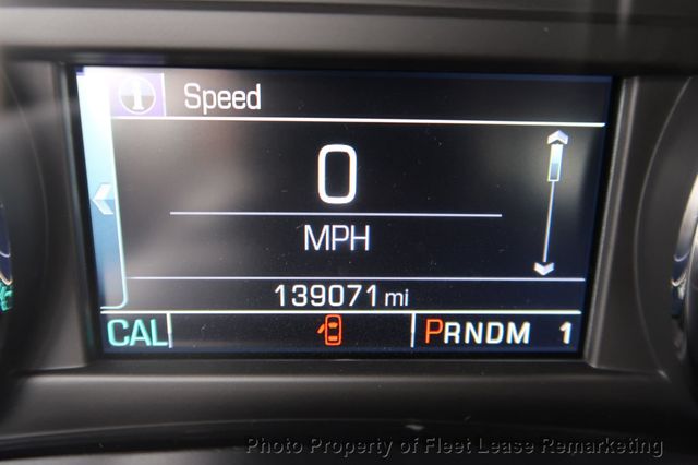 2015 Chevrolet Silverado 2500HD Silverado 2500 4WD Crew Cab SWB - 22961542 - 26