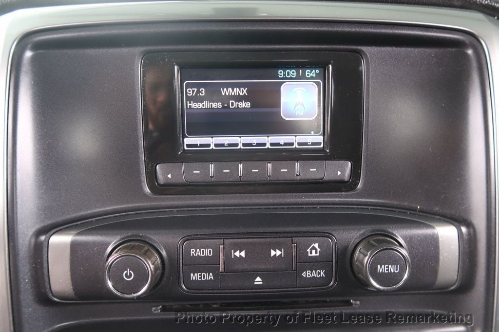 2015 Chevrolet Silverado 2500HD Silverado 2500 4WD Crew Cab SWB - 22961542 - 28