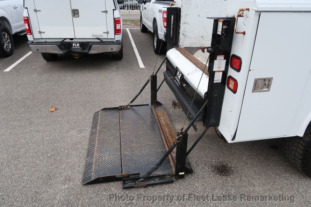 2015 Chevrolet Silverado 2500HD Silverado 2500 4WD Crew Cab Utility Body - 22955265 - 18