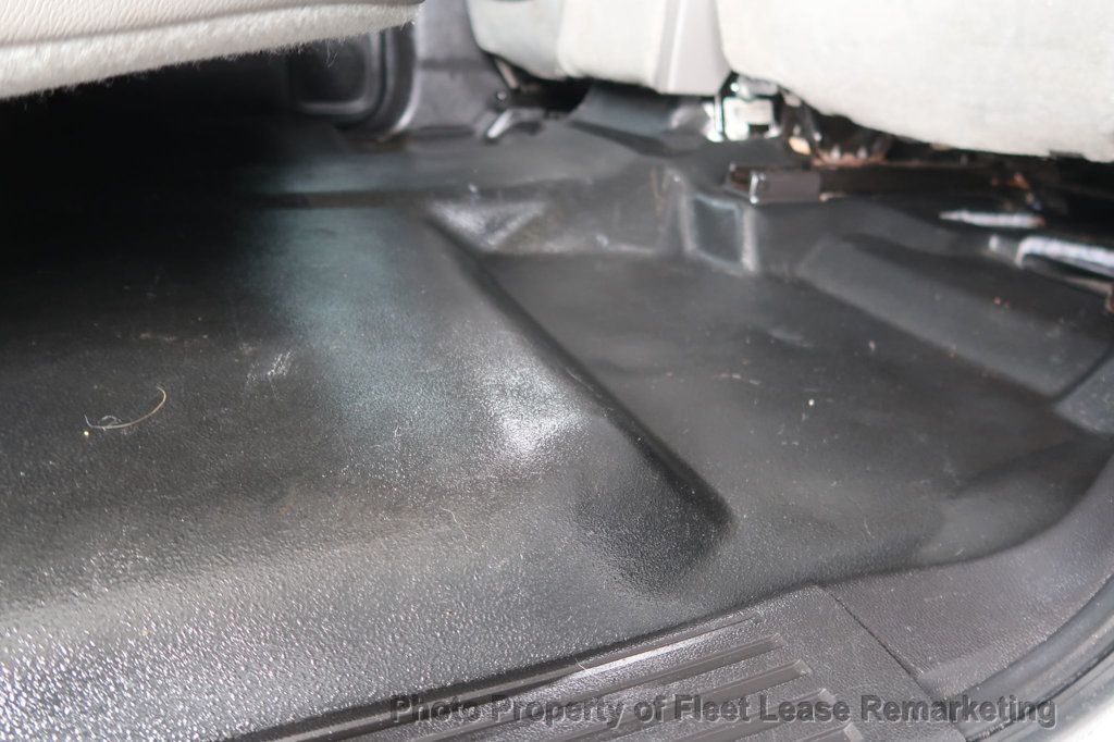 2015 Chevrolet Silverado 2500HD Silverado 2500 4WD Crew Cab Utility Body - 22955265 - 21