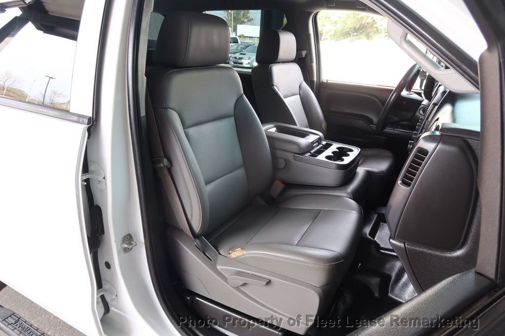 2015 Chevrolet Silverado 2500HD Silverado 2500 4WD Crew Cab Utility Body - 22955265 - 24