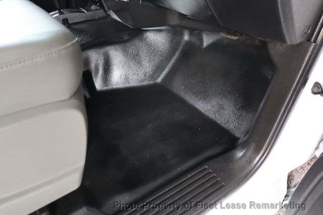 2015 Chevrolet Silverado 2500HD Silverado 2500 4WD Crew Cab Utility Body - 22955265 - 25