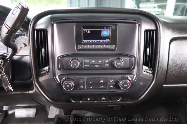 2015 Chevrolet Silverado 2500HD Silverado 2500 4WD Crew Cab Utility Body - 22955265 - 29