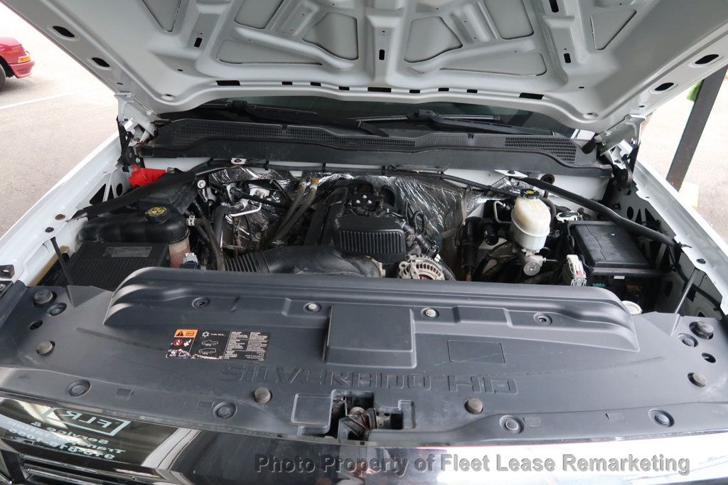 2015 Chevrolet Silverado 2500HD Silverado 2500 4WD Crew Cab Utility Body - 22955265 - 38