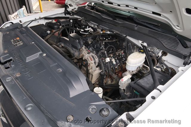 2015 Chevrolet Silverado 2500HD Silverado 2500 4WD Crew Cab Utility Body - 22955265 - 39