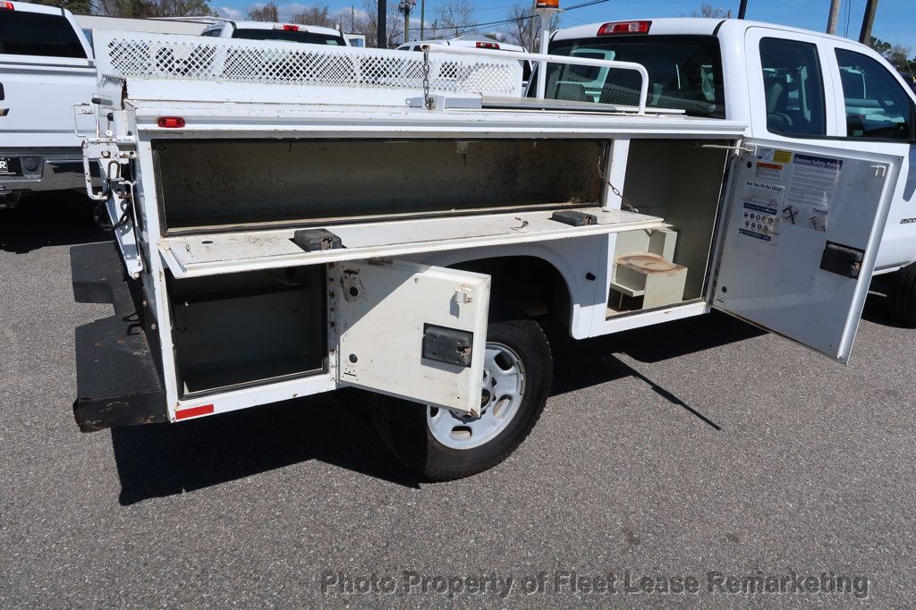 2015 Chevrolet Silverado 2500HD Silverado 2500 4WD Double Cab Utility  - 22356934 - 46