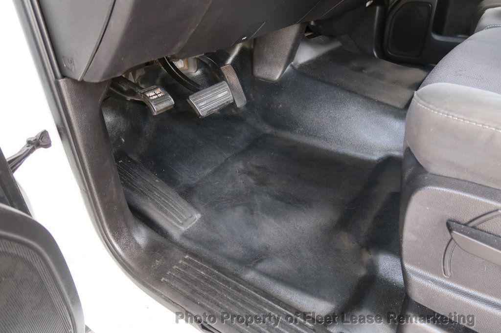 2015 Chevrolet Silverado 2500HD Silverado 2500HD 4WD Crew Cab LWB  - 23010298 - 11