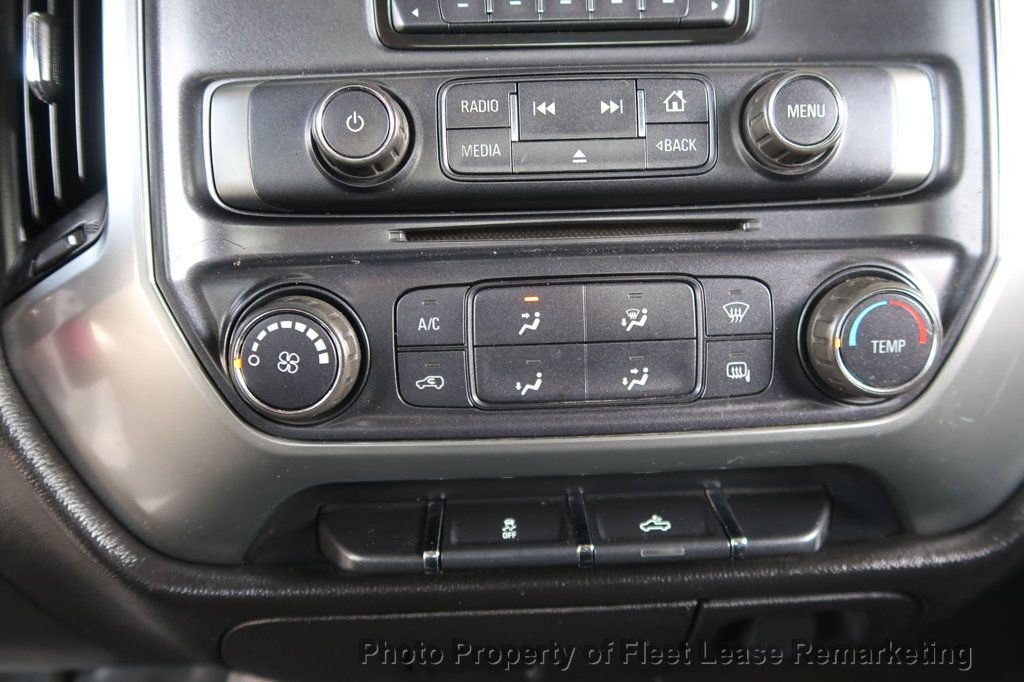 2015 Chevrolet Silverado 2500HD Silverado 2500HD 4WD Crew Cab LWB  - 23010298 - 29