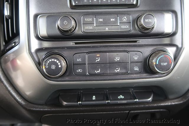 2015 Chevrolet Silverado 2500HD Silverado 2500HD 4WD Crew Cab LWB  - 23010298 - 29