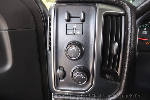 2015 Chevrolet Silverado 2500HD Silverado 2500HD 4WD Crew Cab LWB  - 23010298 - 32