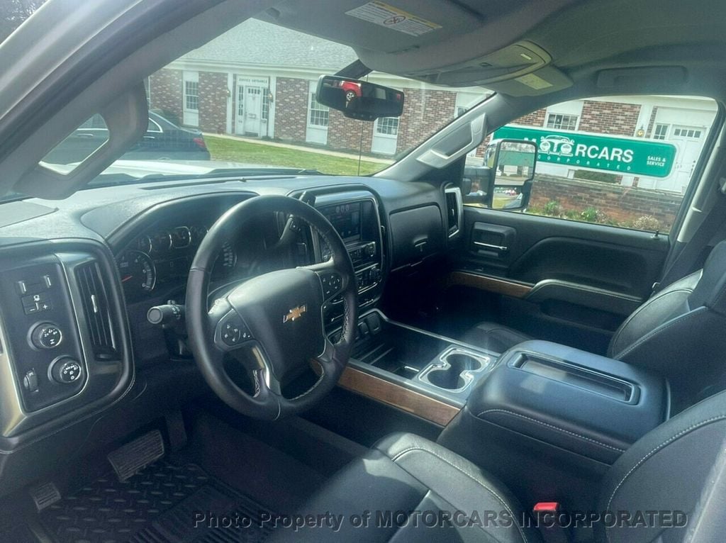 2015 Chevrolet Silverado 2500HD TRUCK IS MINT WITH SUPER LOW MILES!! LOADED LTZ MODEL! - 21337124 - 9