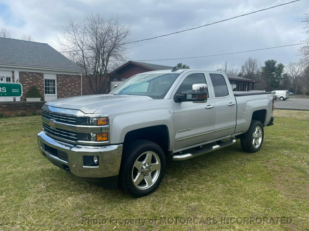 2015 Chevrolet Silverado 2500HD TRUCK IS MINT WITH SUPER LOW MILES!! LOADED LTZ MODEL! - 21337124 - 3